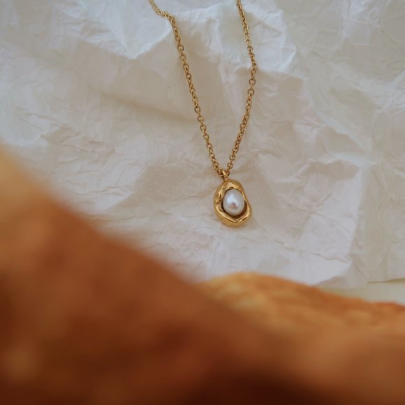 NEW 18K Gold Plated Fresh Water Pearl Necklace - Picture 9 of 9